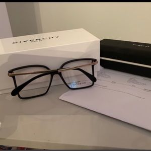 Givenchy Frames no prescription. Brand new